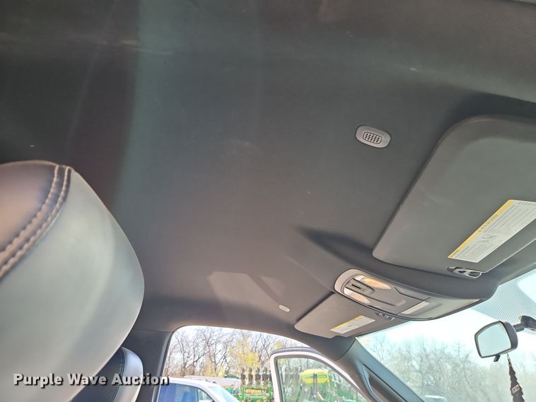 image for item EI8941 2022 Dodge Ram 5500 flatbed truck