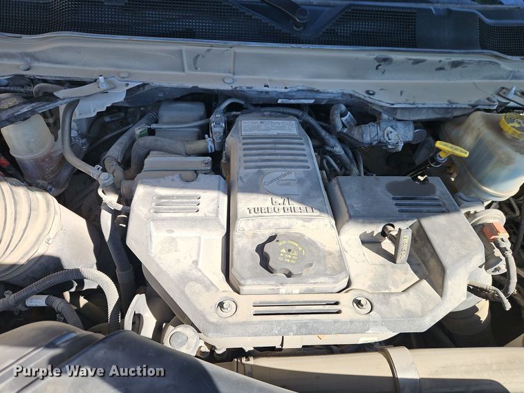 image for item EI8941 2022 Dodge Ram 5500 flatbed truck