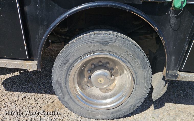 image for item EI8941 2022 Dodge Ram 5500 flatbed truck