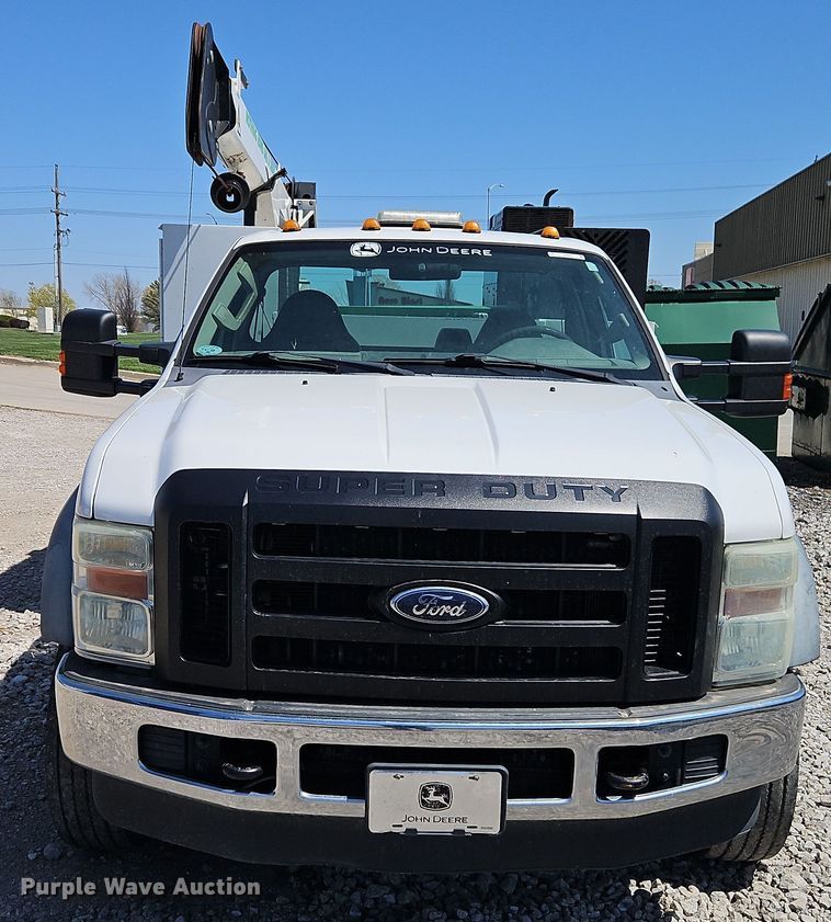 image for item EI8942 2010 Ford F550  utility / service truck