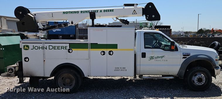 image for item EI8942 2010 Ford F550  utility / service truck