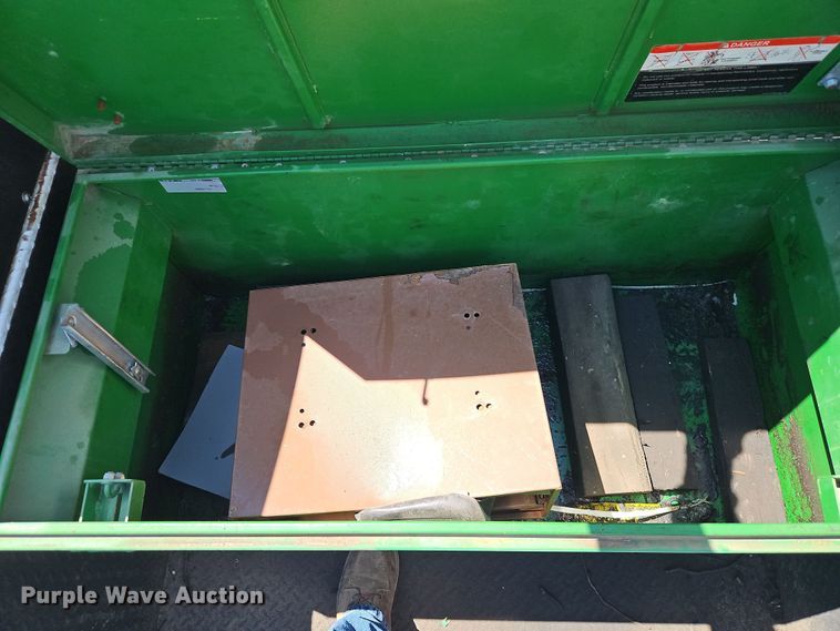 image for item EI8942 2010 Ford F550  utility / service truck