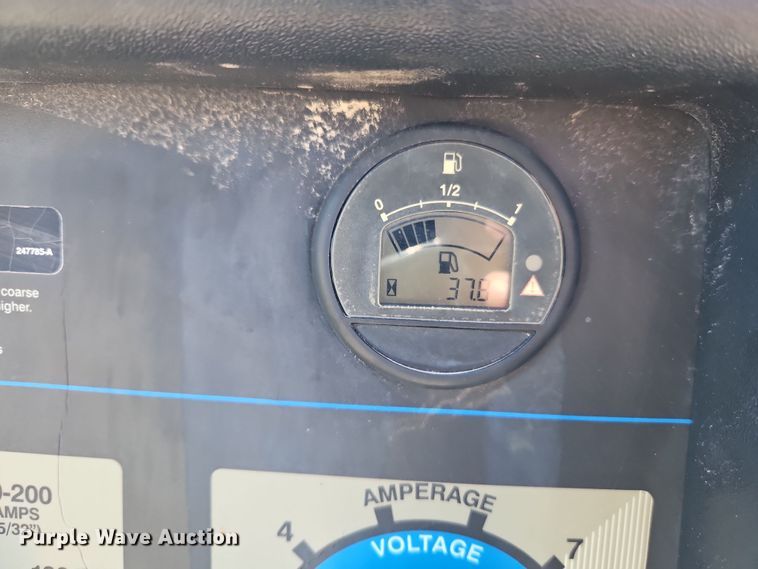 image for item EI8942 2010 Ford F550  utility / service truck