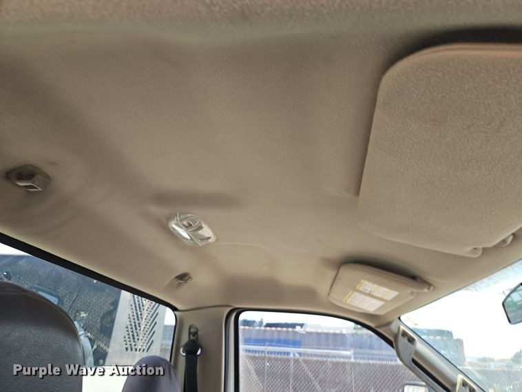 image for item EI8942 2010 Ford F550  utility / service truck