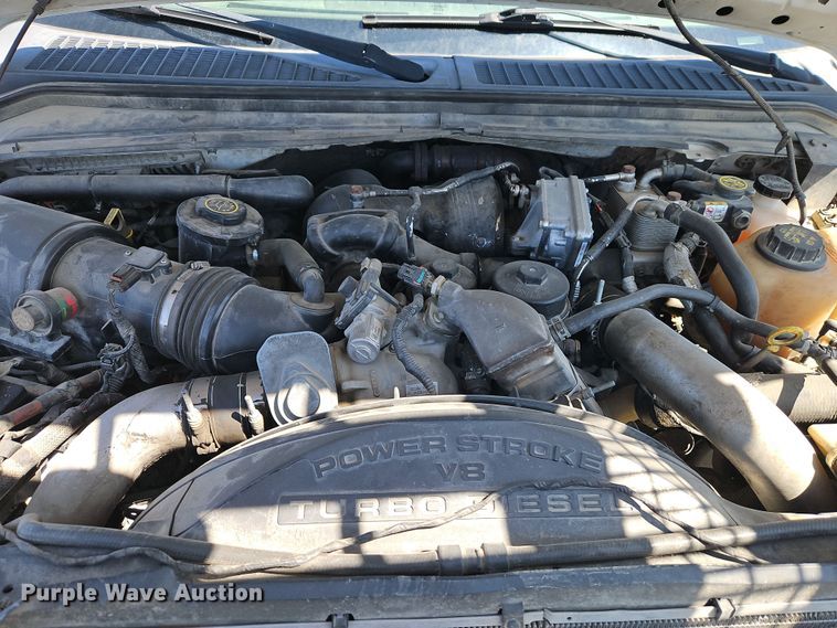 image for item EI8942 2010 Ford F550  utility / service truck