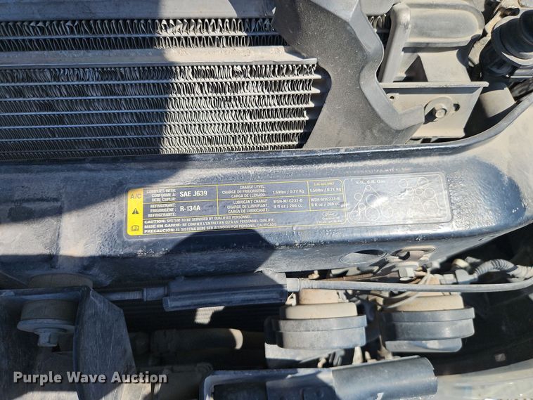 image for item EI8942 2010 Ford F550  utility / service truck