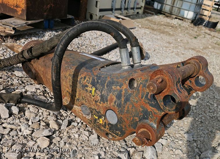 image for item EI8949 Caterpillar H55 breaker