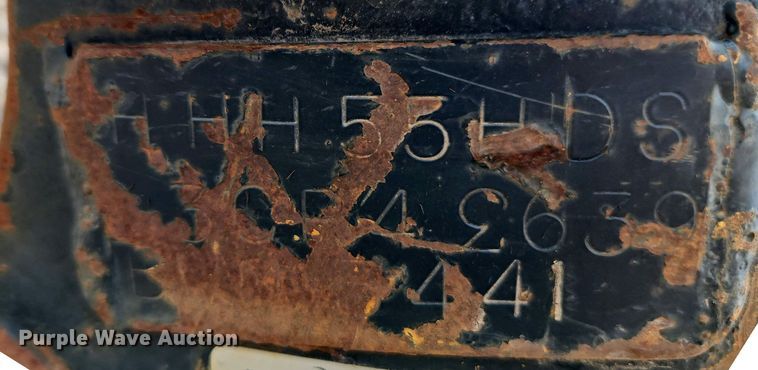 image for item EI8949 Caterpillar H55 breaker