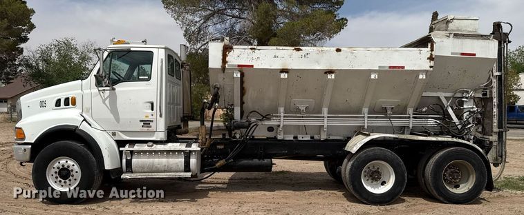 image for item EJ3594 2006 Sterling L9500 volumetric concrete mixer truck