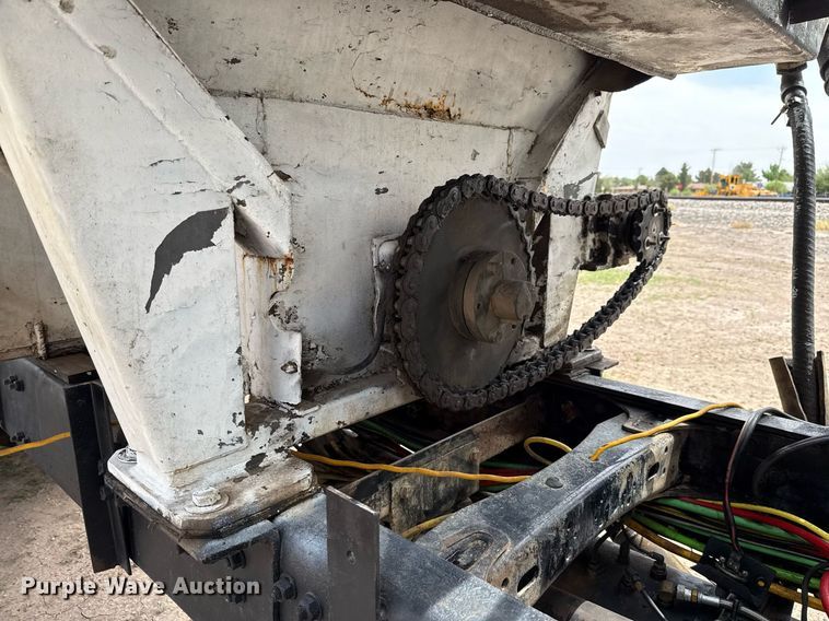 image for item EJ3594 2006 Sterling L9500 volumetric concrete mixer truck