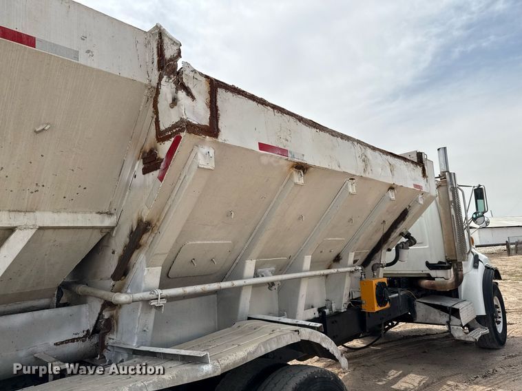 image for item EJ3594 2006 Sterling L9500 volumetric concrete mixer truck