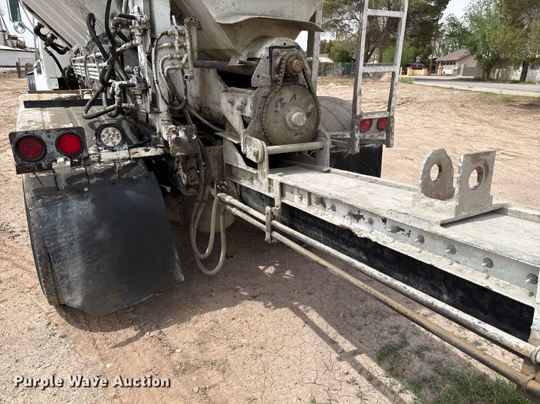 image for item EJ3594 2006 Sterling L9500 volumetric concrete mixer truck