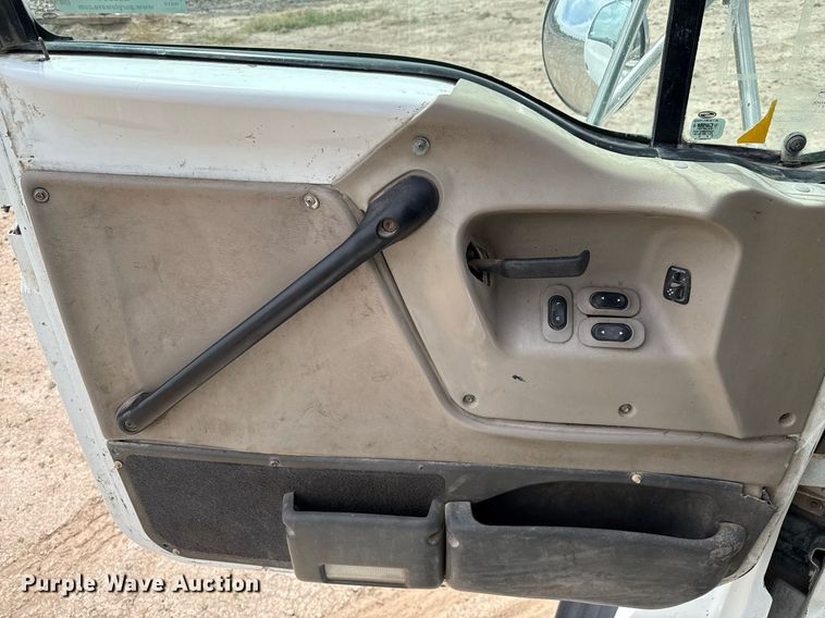 image for item EJ3594 2006 Sterling L9500 volumetric concrete mixer truck