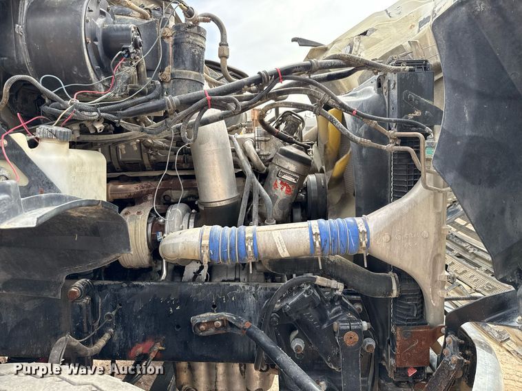 image for item EJ3594 2006 Sterling L9500 volumetric concrete mixer truck