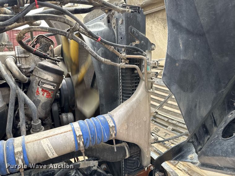 image for item EJ3594 2006 Sterling L9500 volumetric concrete mixer truck