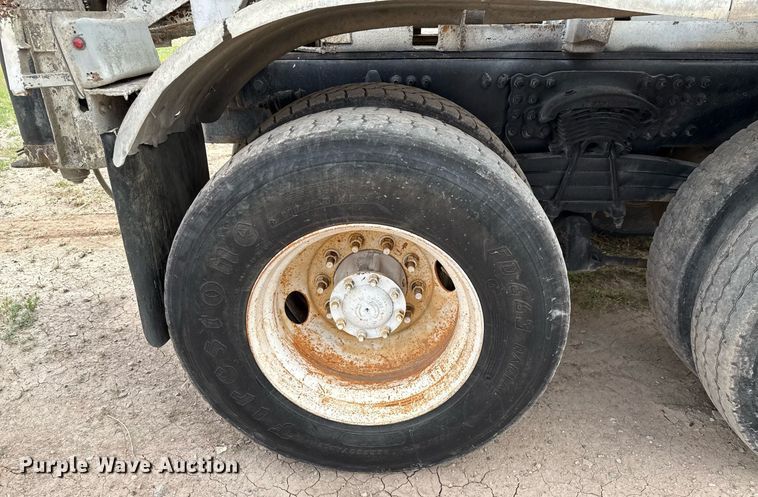 image for item EJ3594 2006 Sterling L9500 volumetric concrete mixer truck