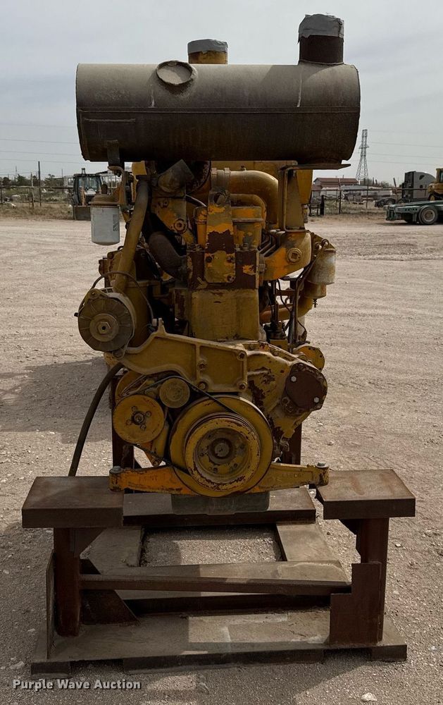 image for item EJ3596 Allis Chalmers HD-21 engine