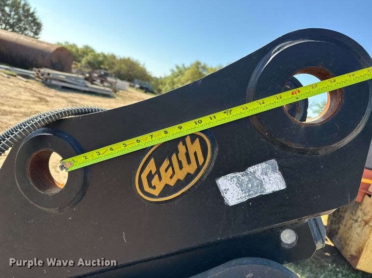 image for item EJ3612 2021 Doosan excavator bucket