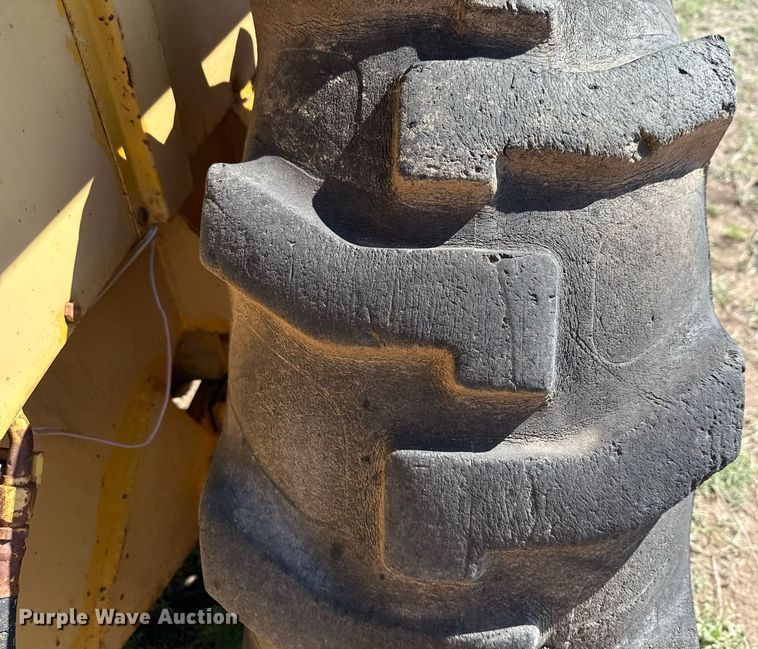 image for item EJ3615 (2) Ford backhoes