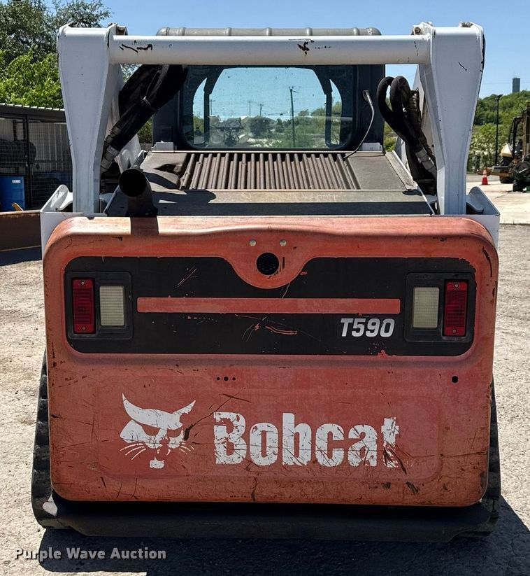 image for item EJ3620 2016 Bobcat T590 tracked skid steer loader
