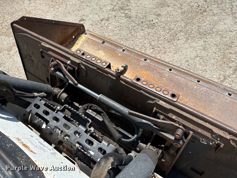 image for item EJ3620 2016 Bobcat T590 tracked skid steer loader