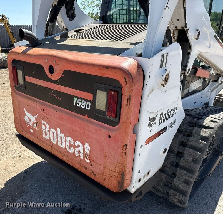 image for item EJ3620 2016 Bobcat T590 tracked skid steer loader