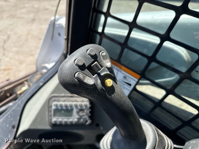 image for item EJ3620 2016 Bobcat T590 tracked skid steer loader