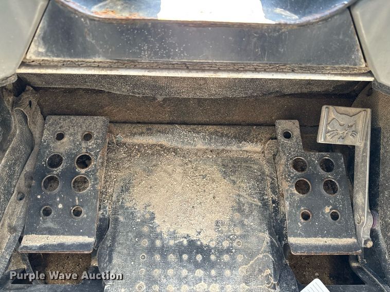 image for item EJ3620 2016 Bobcat T590 tracked skid steer loader