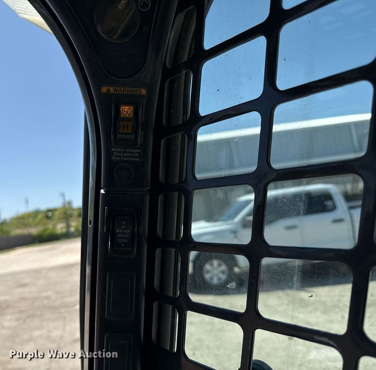 image for item EJ3620 2016 Bobcat T590 tracked skid steer loader