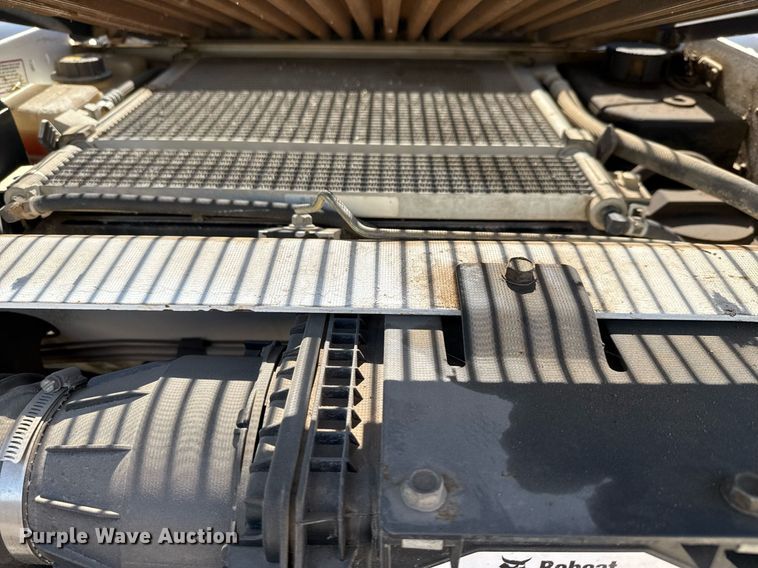 image for item EJ3620 2016 Bobcat T590 tracked skid steer loader