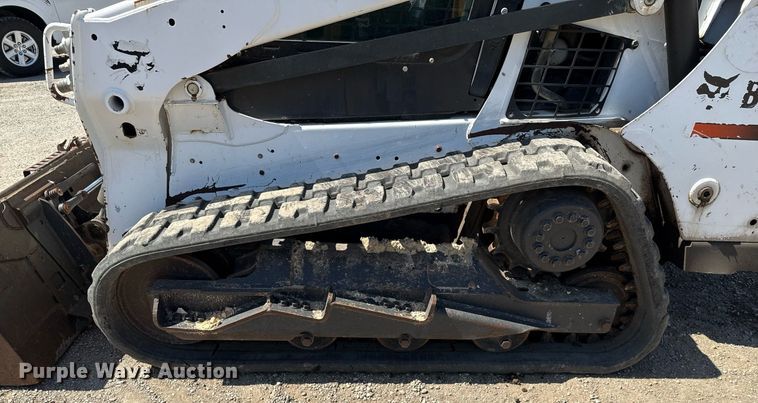 image for item EJ3620 2016 Bobcat T590 tracked skid steer loader