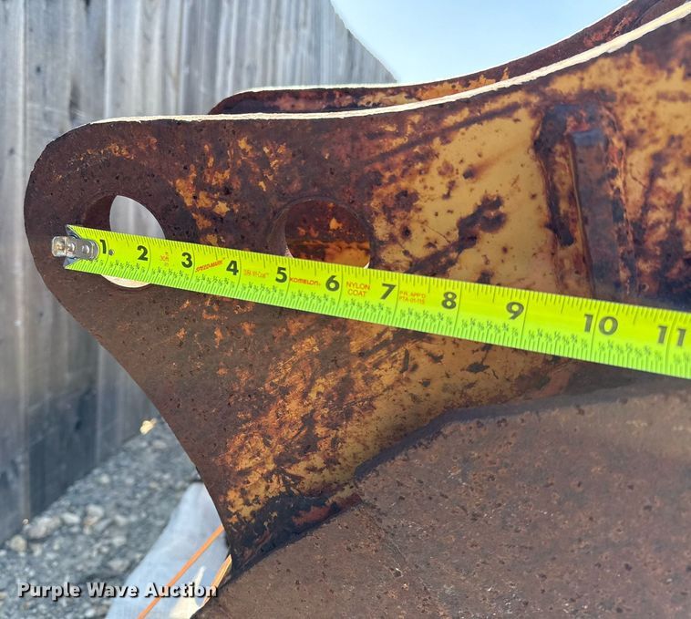 image for item EJ3622 (7) buckets