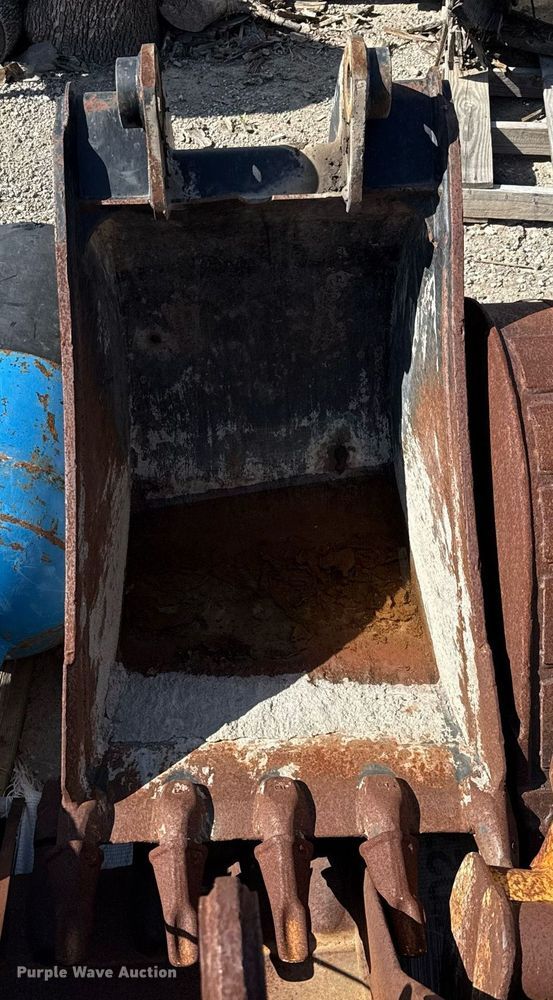 image for item EJ3622 (7) buckets