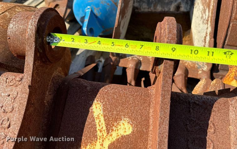 image for item EJ3622 (7) buckets