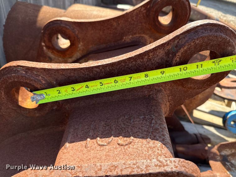 image for item EJ3622 (7) buckets