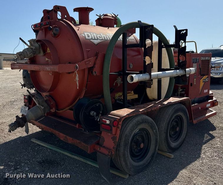image for item EJ3623 2015 Ditch Witch FX30 vacuum excavator