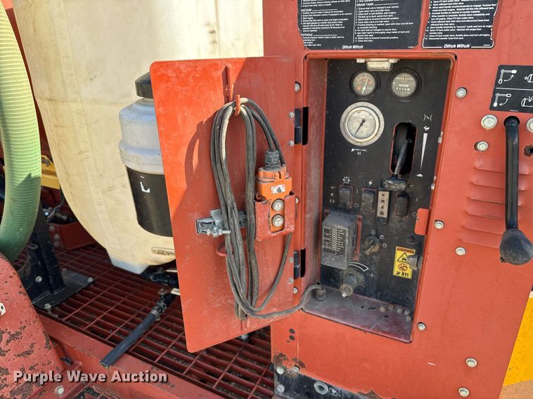 image for item EJ3623 2015 Ditch Witch FX30 vacuum excavator