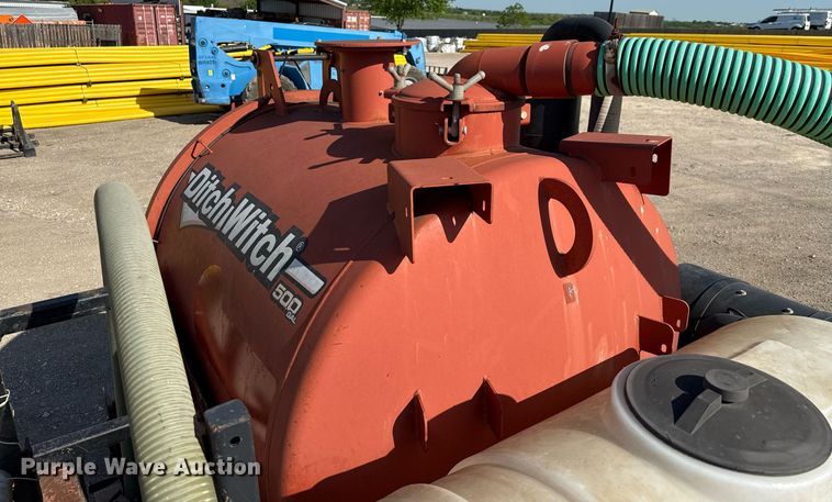 image for item EJ3623 2015 Ditch Witch FX30 vacuum excavator