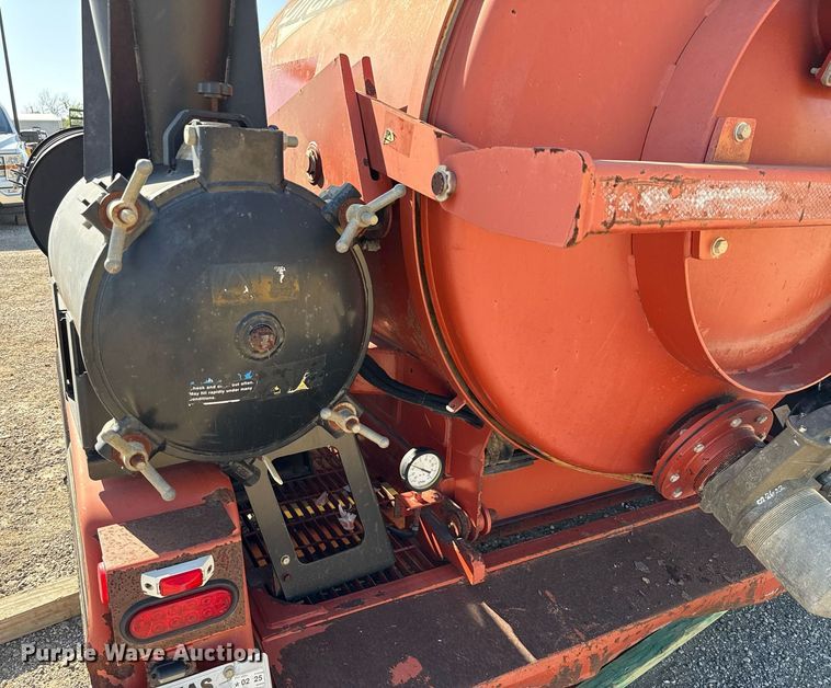 image for item EJ3623 2015 Ditch Witch FX30 vacuum excavator