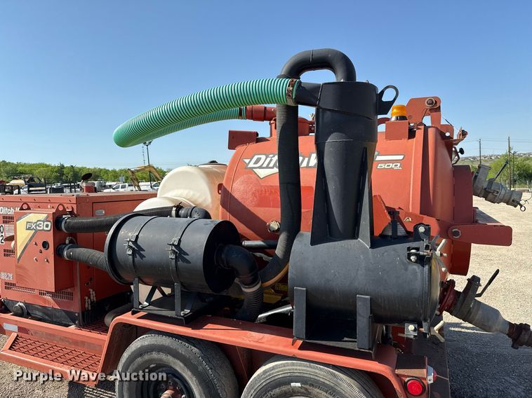 image for item EJ3623 2015 Ditch Witch FX30 vacuum excavator