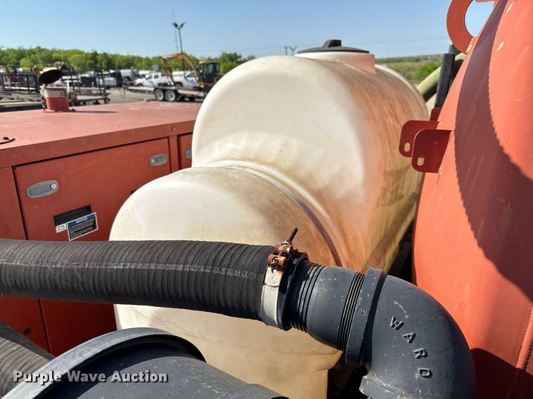 image for item EJ3623 2015 Ditch Witch FX30 vacuum excavator