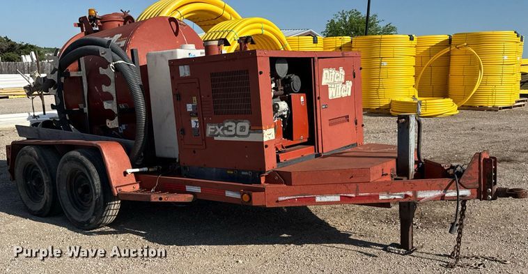 image for item EJ3624 2002 Ditch Witch FX30S vacuum excavator