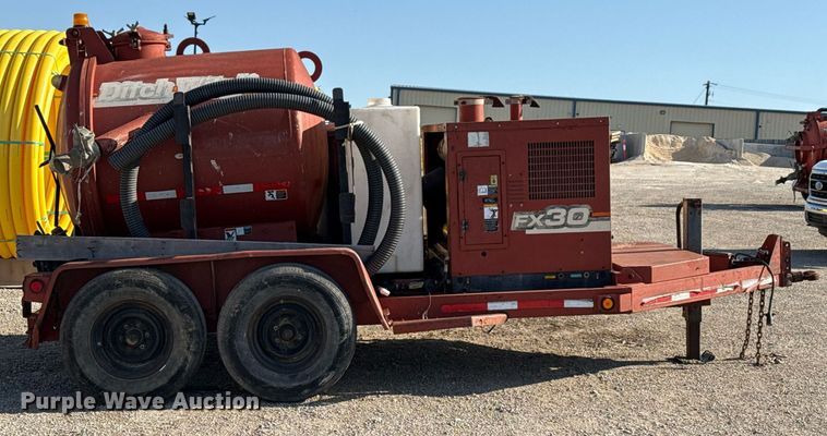 image for item EJ3624 2002 Ditch Witch FX30S vacuum excavator
