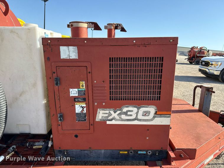 image for item EJ3624 2002 Ditch Witch FX30S vacuum excavator