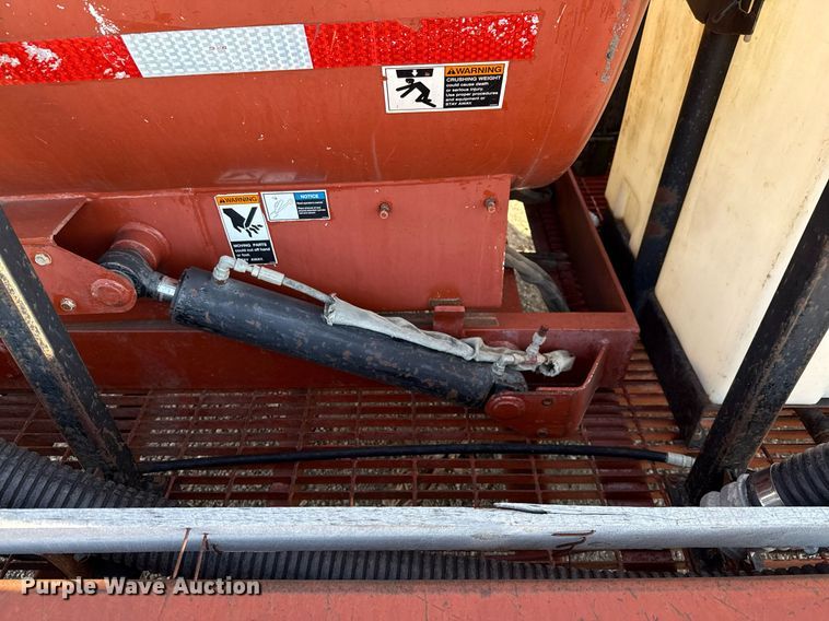 image for item EJ3624 2002 Ditch Witch FX30S vacuum excavator