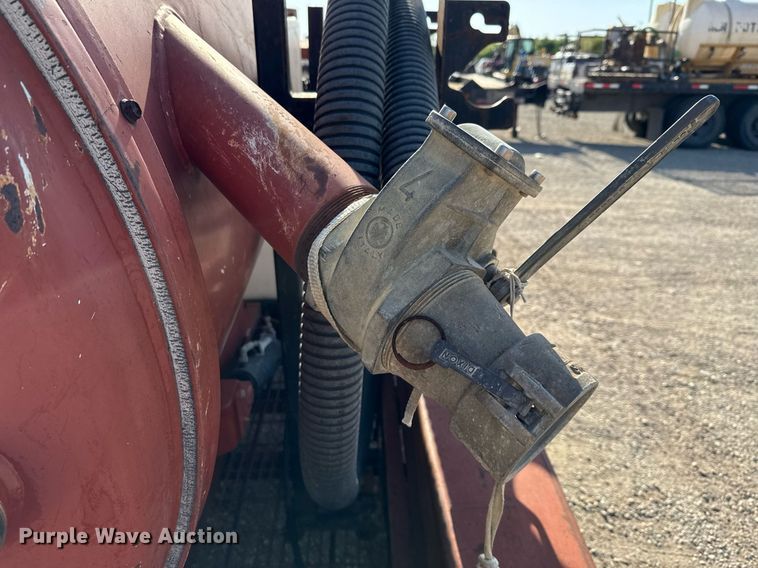 image for item EJ3624 2002 Ditch Witch FX30S vacuum excavator