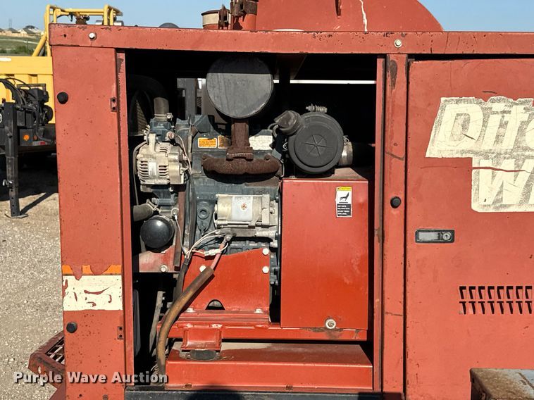 image for item EJ3624 2002 Ditch Witch FX30S vacuum excavator