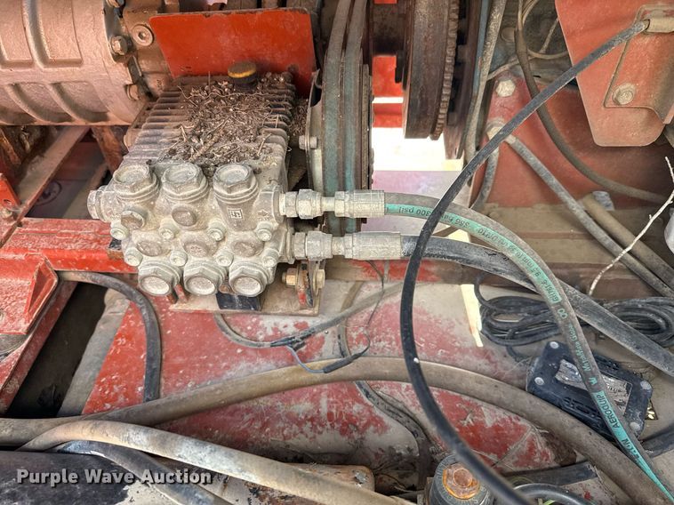 image for item EJ3624 2002 Ditch Witch FX30S vacuum excavator