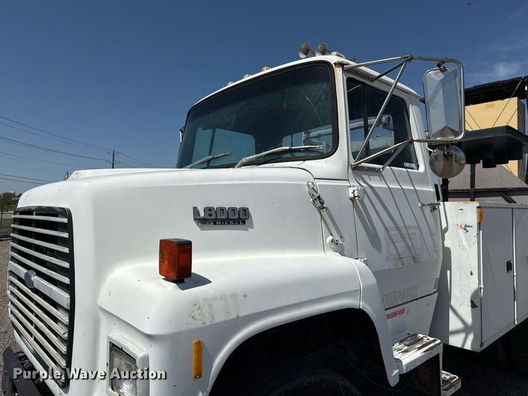 image for item EJ3631 1987 Ford LN8000F service truck with crash attenuator