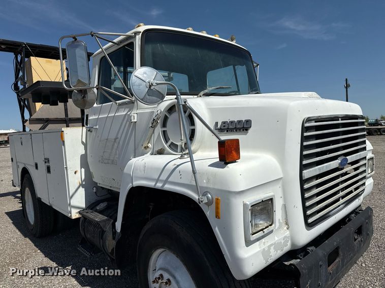 image for item EJ3631 1987 Ford LN8000F service truck with crash attenuator
